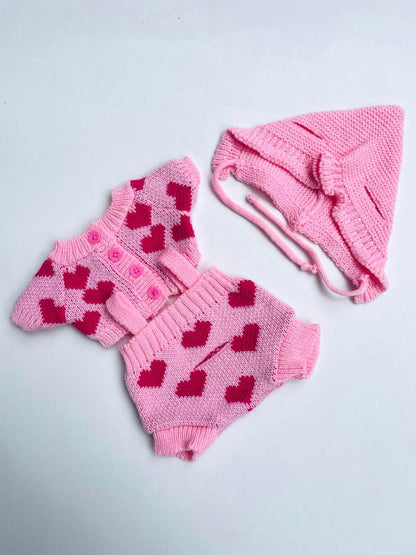 Bear Bestie - Heart Sweater Outfit